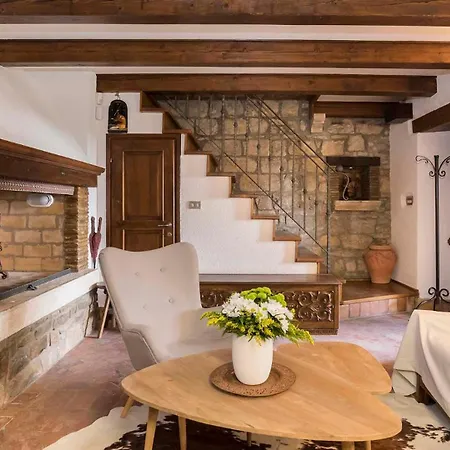 Luxurious With Stunning View In Buje Villa *