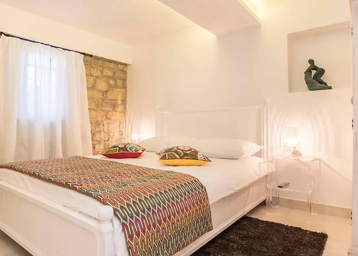 Luxurious With Stunning View In Buje * Merisce